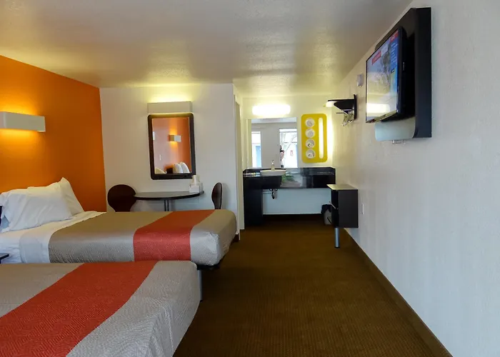 Motel 6-Erie, Pa