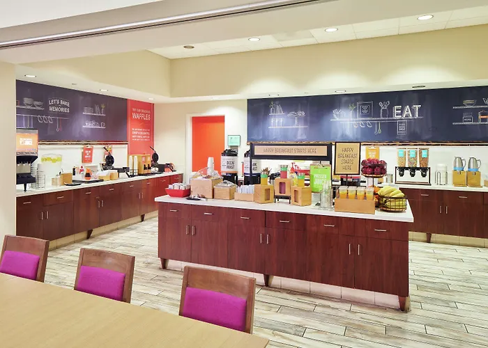 Hampton Inn & Suites Oahu Kapolei - Free Parking - No Resort Fee