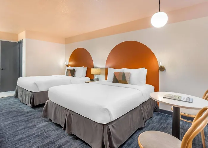 The Sandman Santa Rosa Sonoma, An Ascend Collection Hotel