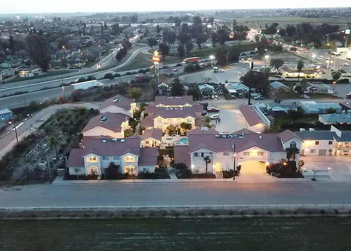 Garden Inn&Suites Fresno