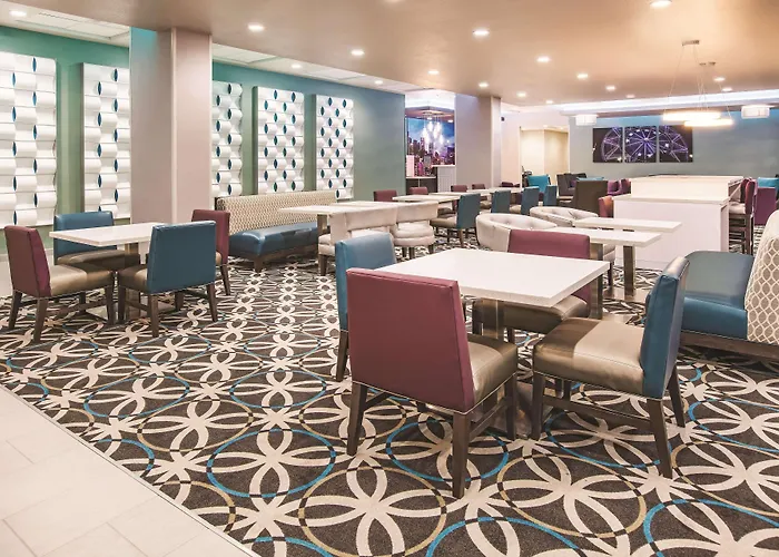 La Quinta By Wyndham Dallas Plano - The Colony