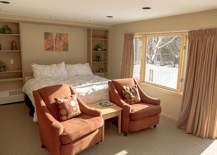 Sugarloaf Inn