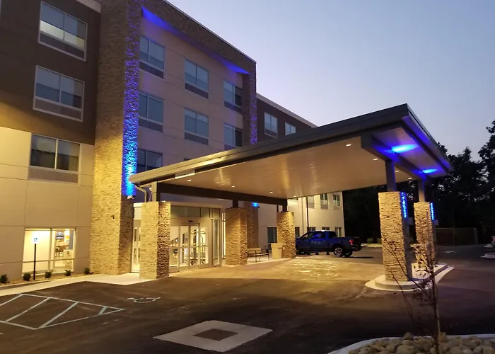 Holiday Inn Express Williamsburg By Ihg