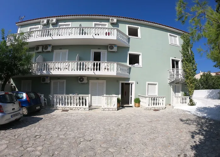 Casa Del Mar Bed and Breakfast Laganas