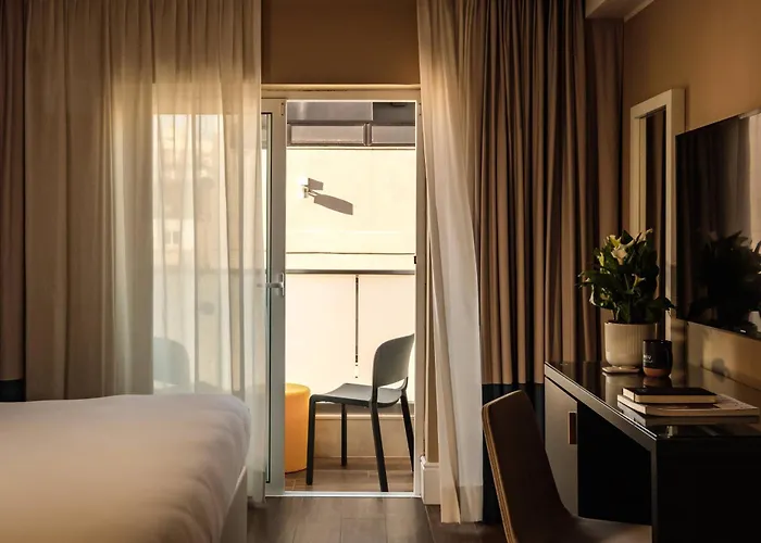 115 The Strand Hotel By Neu Collective