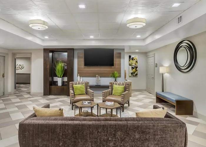Best Western Plus Heritage Inn Houston