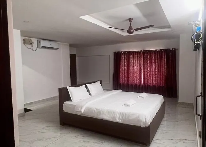 Shri Sai Palace