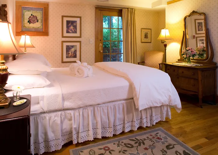Beaufort House Inn