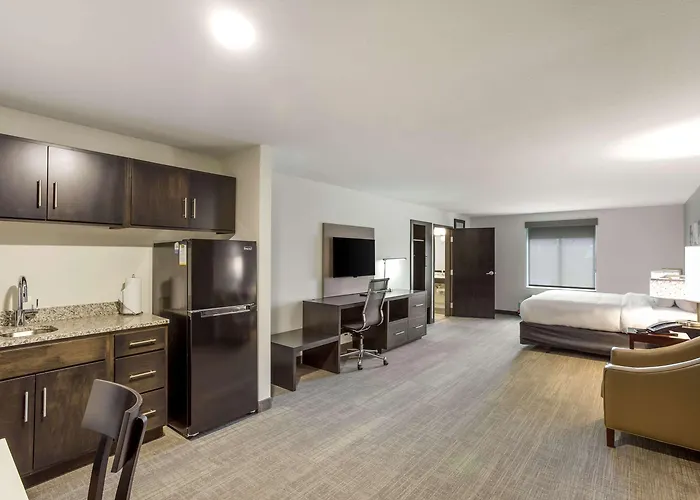 Mainstay Suites Logan Ohio-Hocking Hills