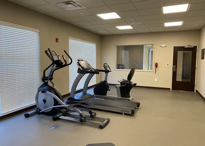 Mainstay Suites Great Falls Airport