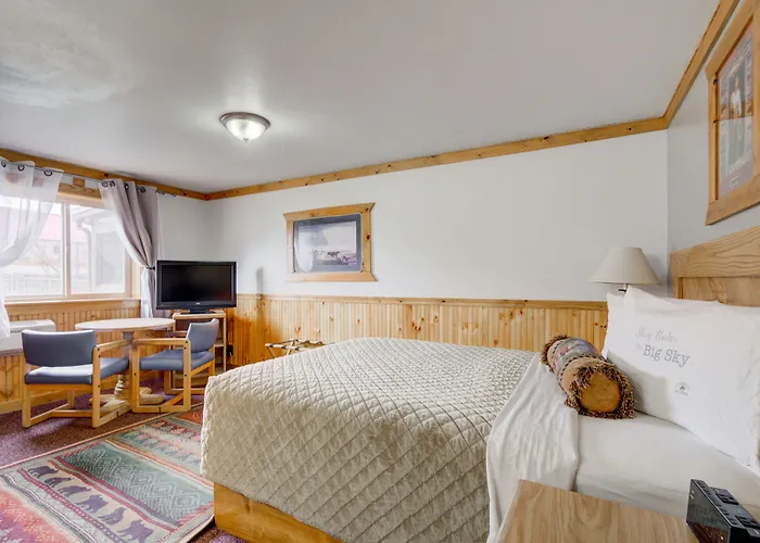 Livingston Inn - Historic