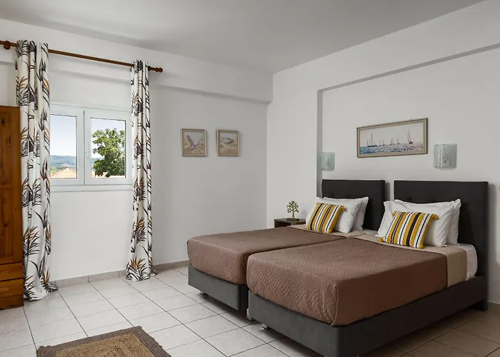 Dora Pool Studios By Konnect,150M From The Beach