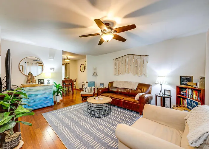 Walk To Owasco Lake: Auburn Home W/ Hot Tub