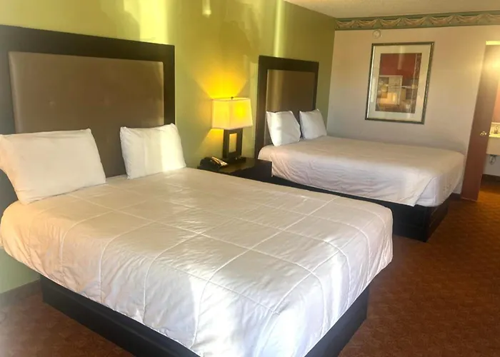 Victorian Inn By Oyo Whitesboro Us Hwy 82