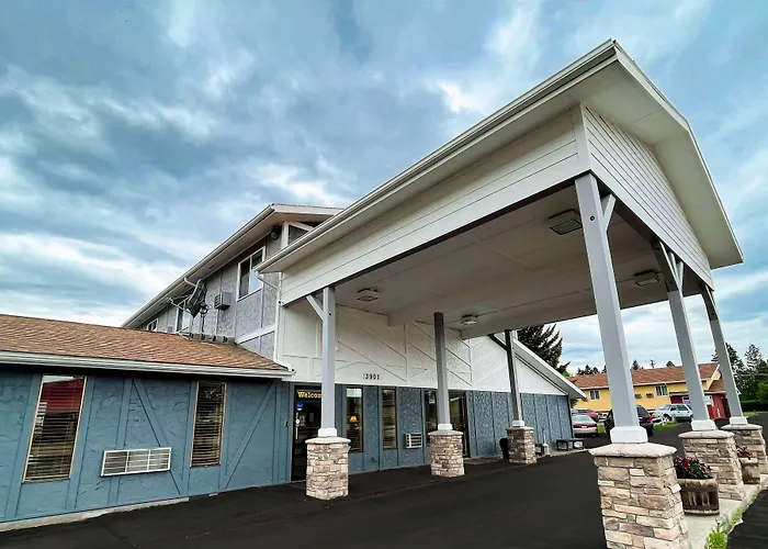 Super 8 By Wyndham Missoula/Brooks Street