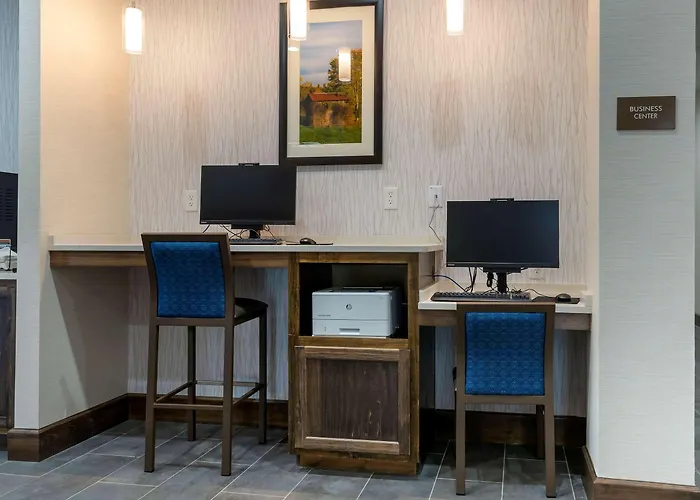 Comfort Suites Paducah Mall Area