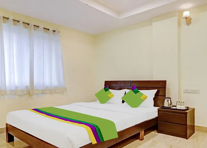 Itsy Hotels Infinity, Hitech City