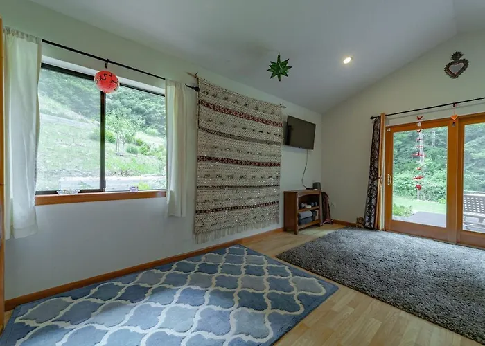 Trinidad Artist And Healing Retreat With Hot Tub