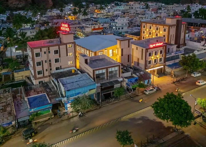 Hotel Grand Heritage Badami