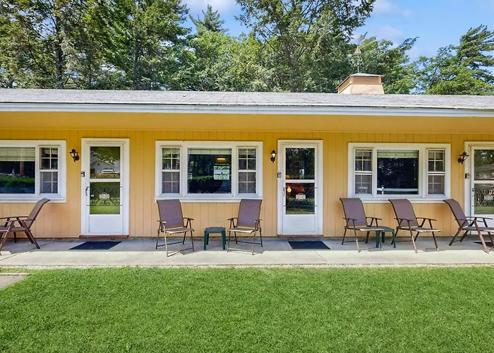 King Birch Lake Home, Unit 4
