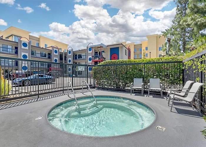 Best Western Courtesy Hotel - Anaheim Resort Amusement Park