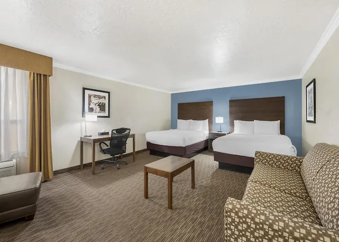 Best Western Airport Albuquerque Innsuites Hotel & Suites
