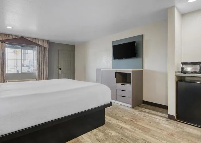 Surestay Hotel By Best Western Ukiah
