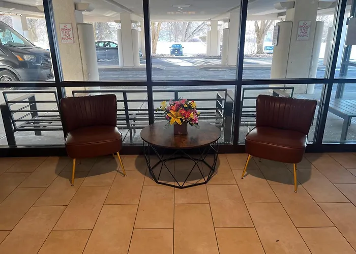 Randolph Hotel Liverpool Syracuse Airport West, Trademark