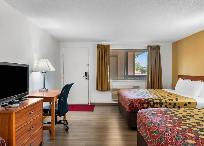 Econo Lodge Miles City I-94