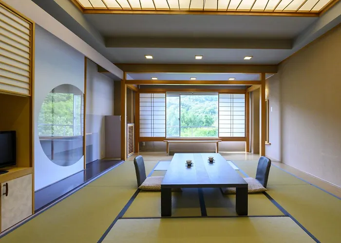 Takamiya Hotel Lucent