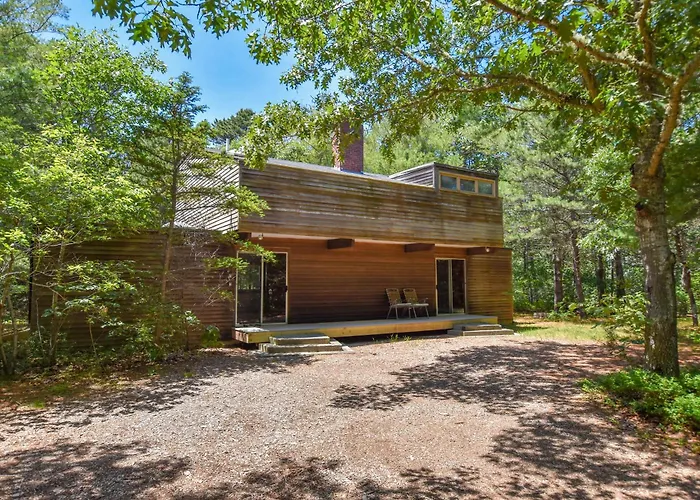 Architectural Modern Home 5 Mins To Beach