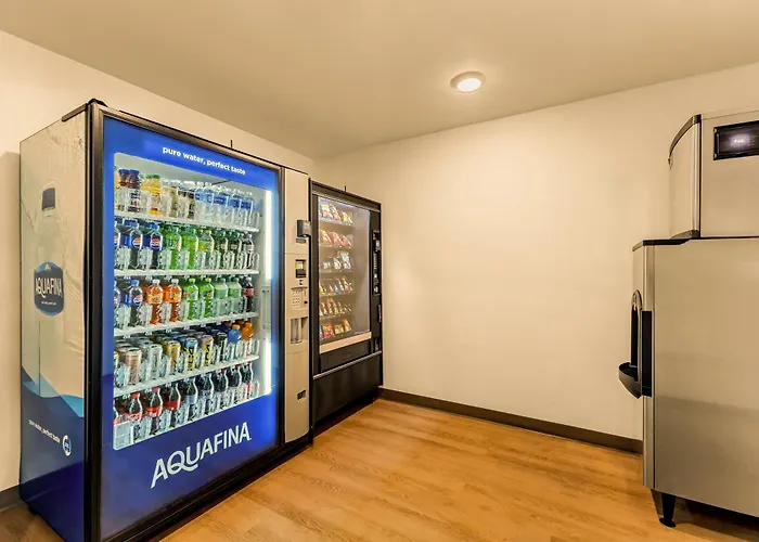 Livaway Suites Salt Lake City- Draper