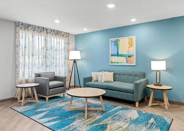 Woodspring Suites Wilmington Riverfront