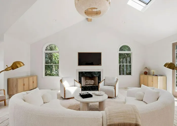 Villa Isaiah - Southampton Luxury Estate
