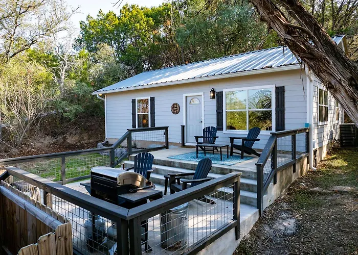 River Access Fire Pit Bbq Sleeps Sleeps 17