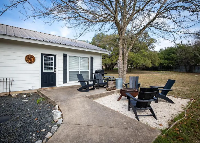 River Access Firepit Bbq Sleeps 12