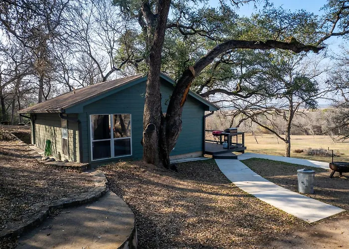 River Access Fire Pit Bbq Sleeps Sleeps 17