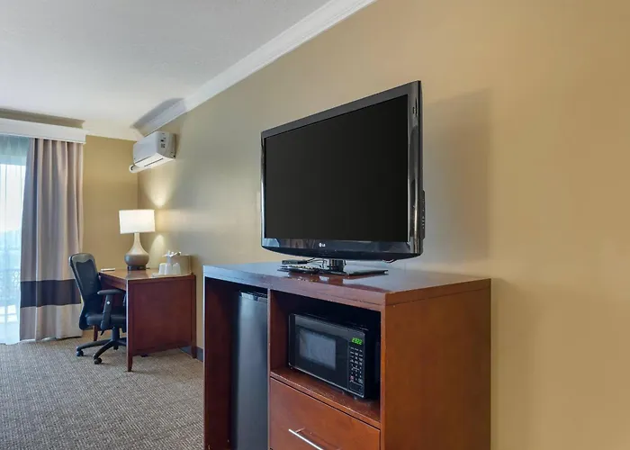 Comfort Inn & Suites Ocean Shores