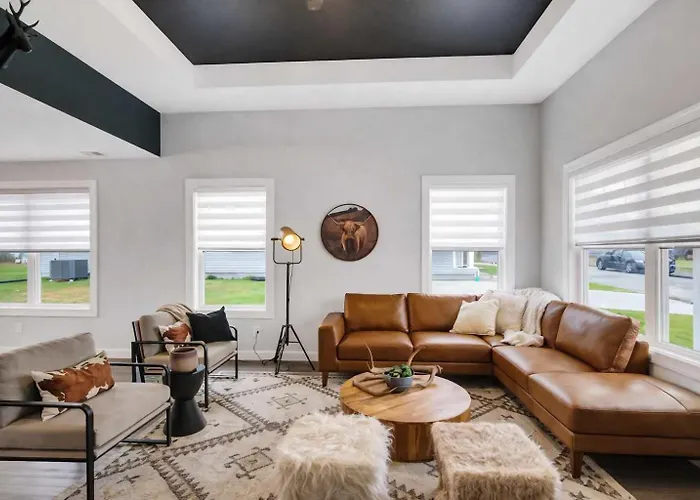 Central Bardstown Home Near Distilleries & Dining