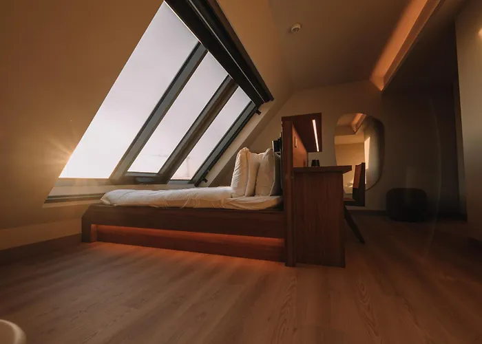 Skipr Hotel - Adults Only