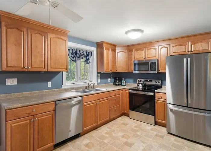 White Mountain Escape - Apartment At Wellriver