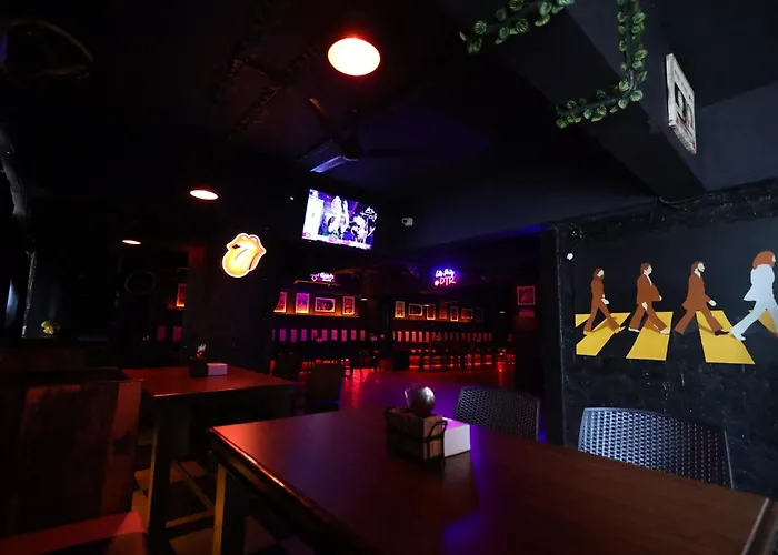 Pratham Inn By Downtown Hotels