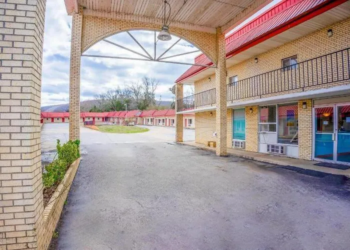 Ozark Junction Inn