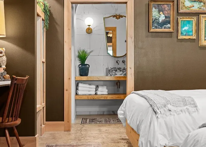 Sommer House Inn-Meadow Room