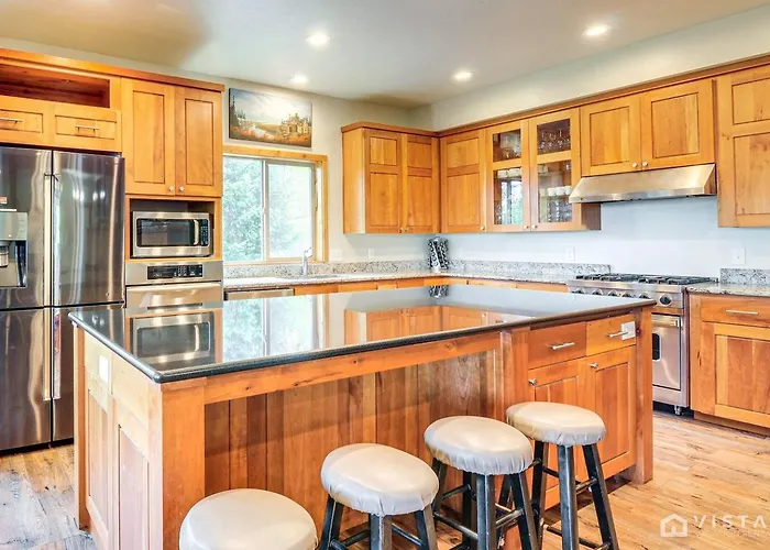 Ridgeview Retreat - Huge Cabin W/ Private Hot Tub