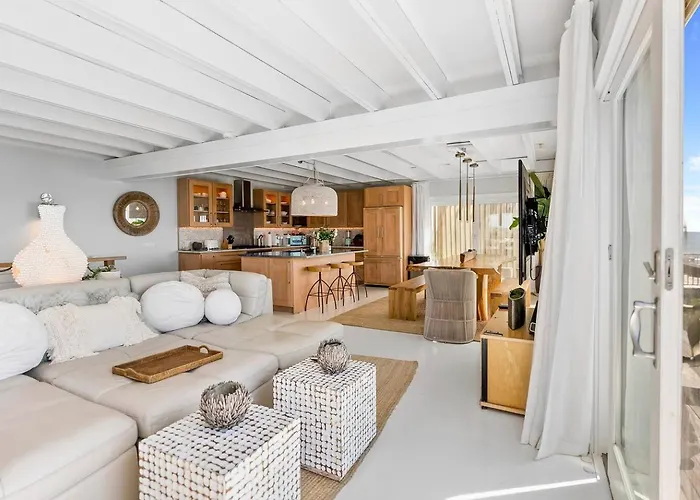 Surfside Villa By Rove Travel - Oceanfront Home With Hot Tub