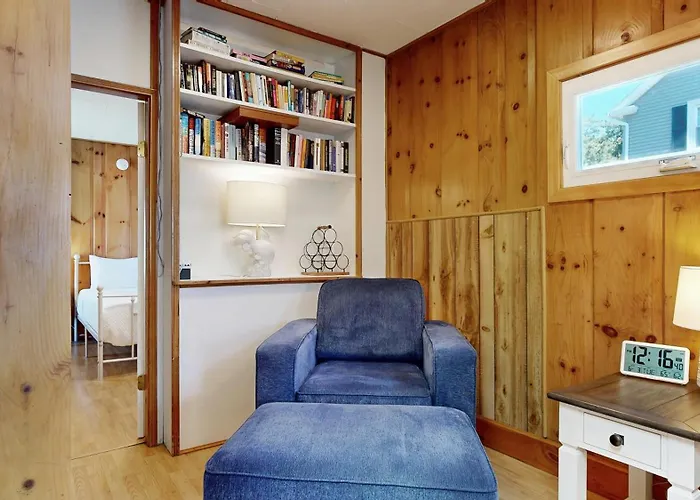 Niblet Cottage By Bayley Vacation Rentals