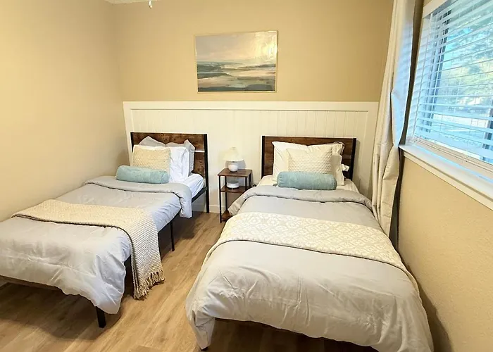 Modern And Cozy 3Br Retreat Perfect For Families Or Big Group