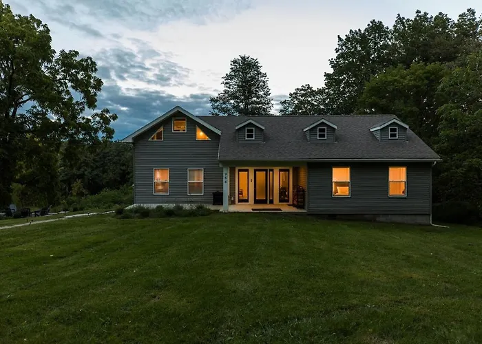 Rustic Luxe Creekside Retreat With Hot Tub And Fire Pit, Minutes From Hudson