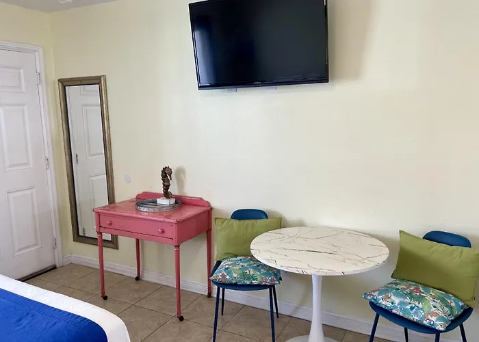 Beachgate Condo Suites And Hotel 436 Condo